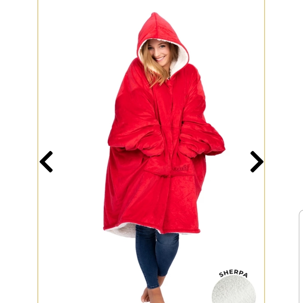The COMFY. Wearable plush blanket.
